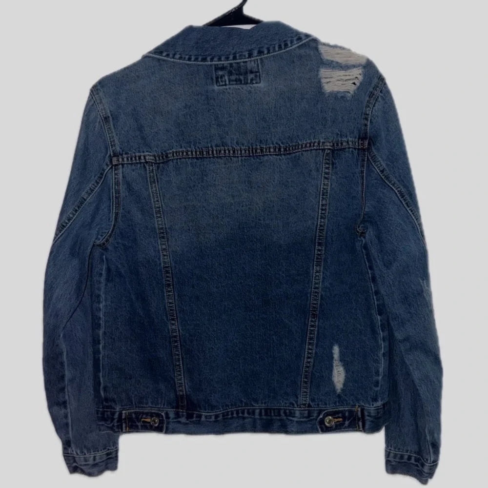 Forever 21 Distressed Denim Jean Jacket Size Medium